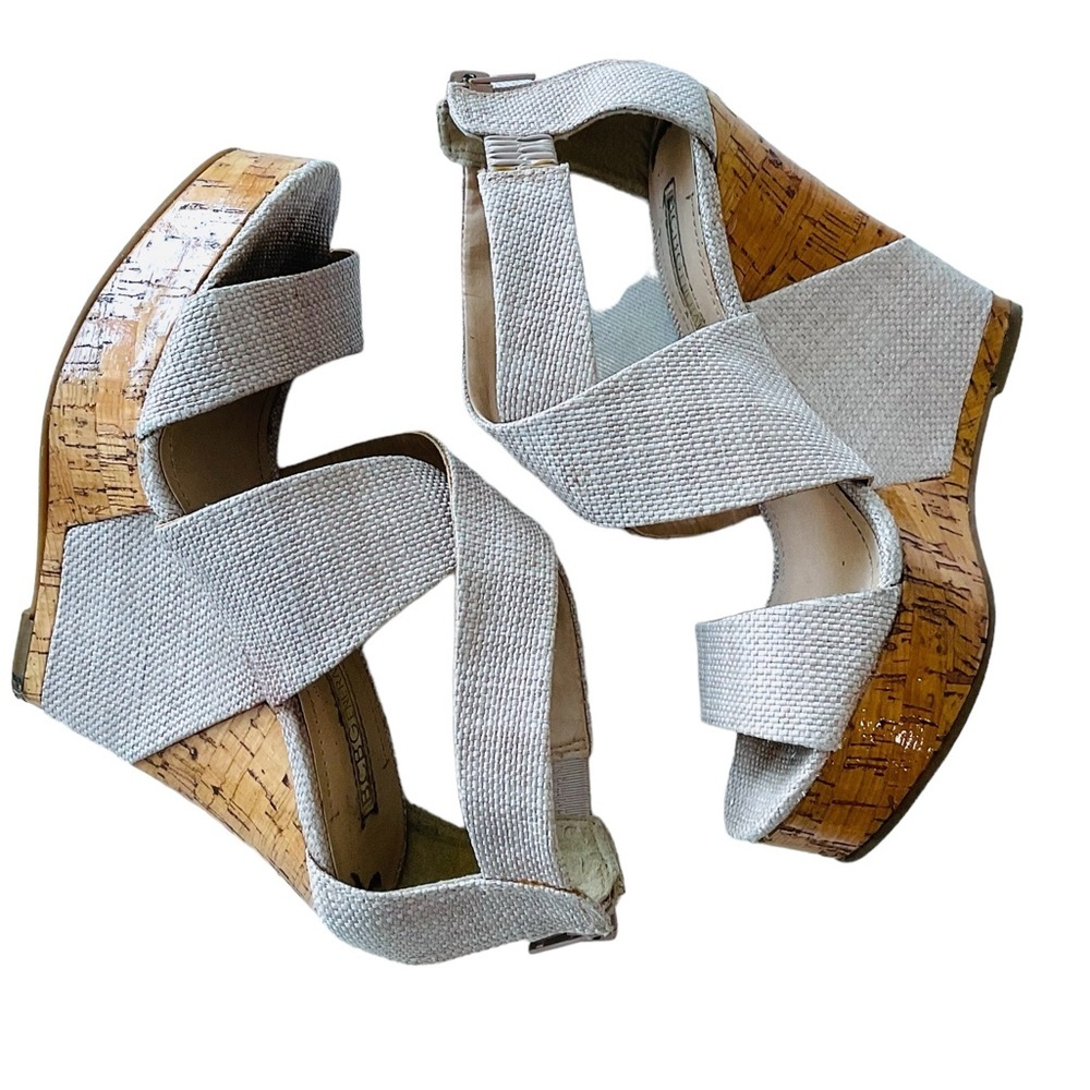 BCBG Rando Wedge Sandals Platform Heels Cork Beige Strappy Zipper Size 6M